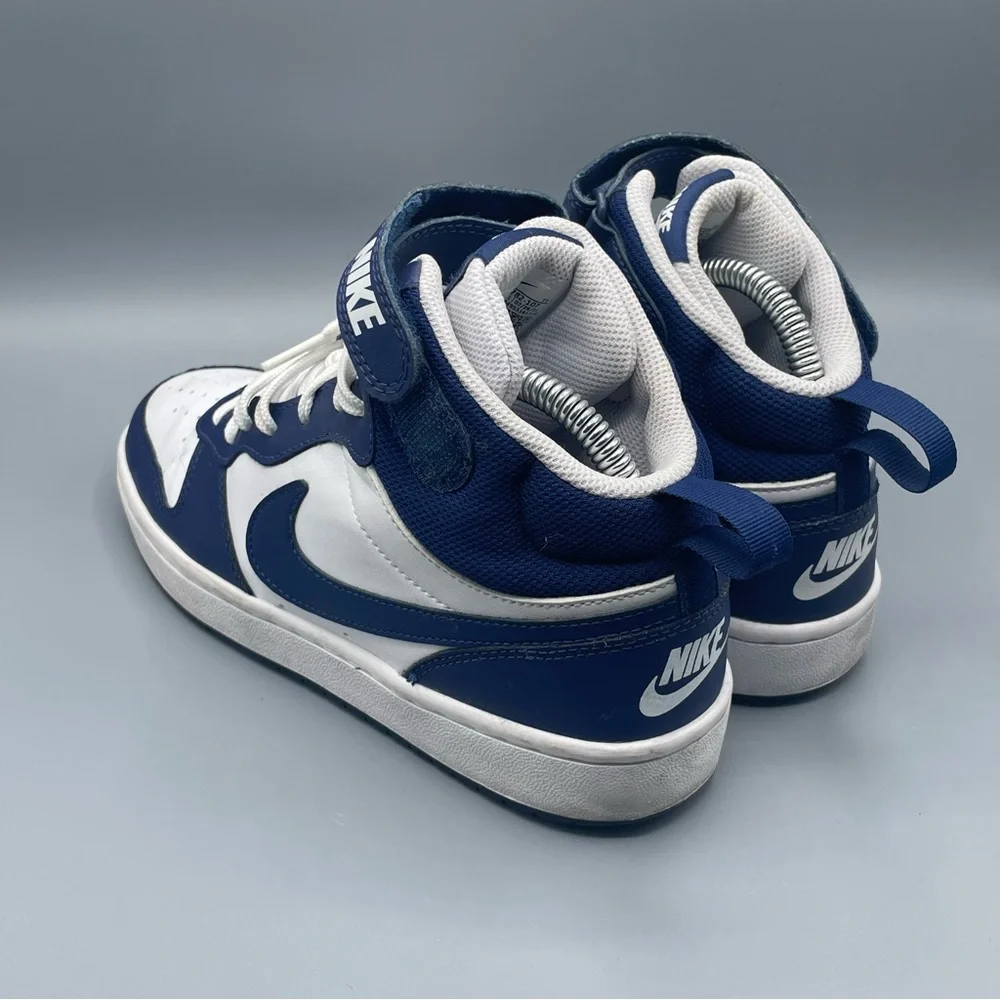 Nike Kids Sneakers Blue and White - Picture 3 of 4